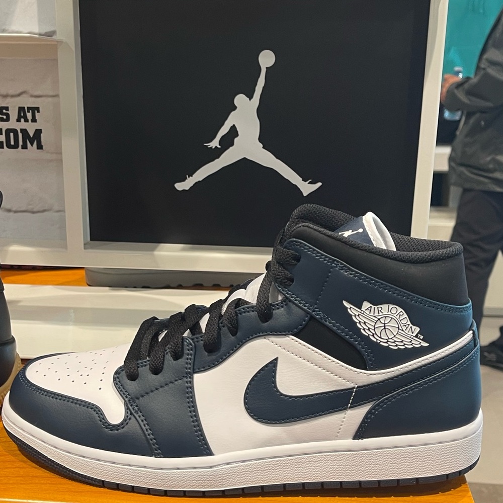 Size 6 women